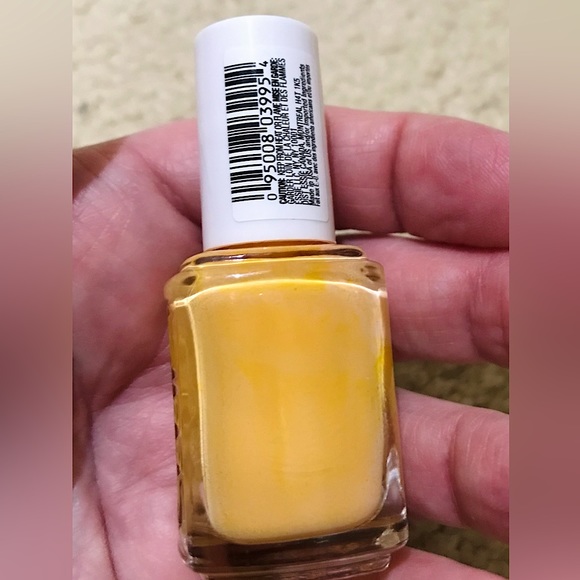 🆕🔥ESSIE GORGEOUS TRIO OF NAIL POLISH(CHECK YOUR BAGGAGE)HANDMADE W/LOVE!!! NWT - Picture 3 of 7